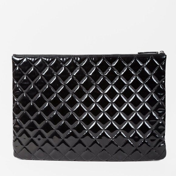 Chanel Quilted Black Patent Leather Large O Case - Picture 5 of 11
